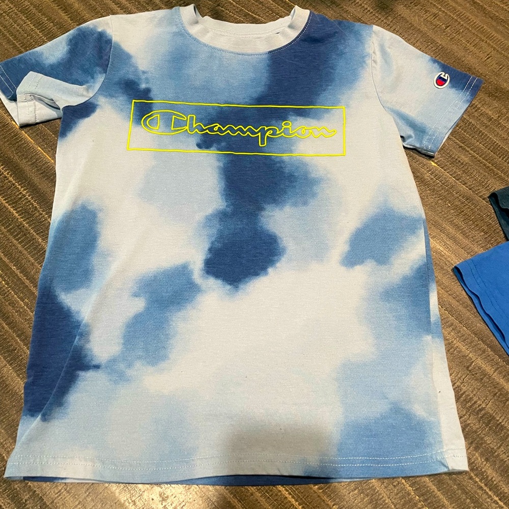Champion t-shirt size (m) 10-12